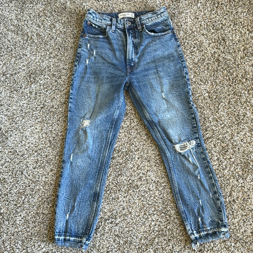 Abercrombie & Fitch Mom high rise jeans